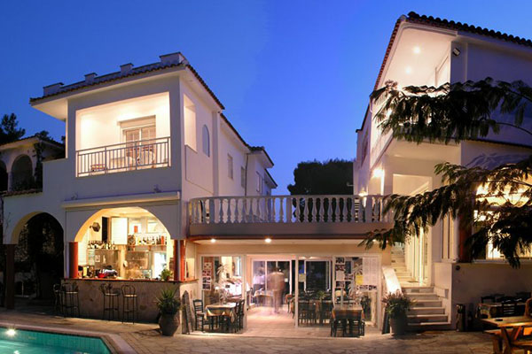 Hotel Melissa Gold Coast