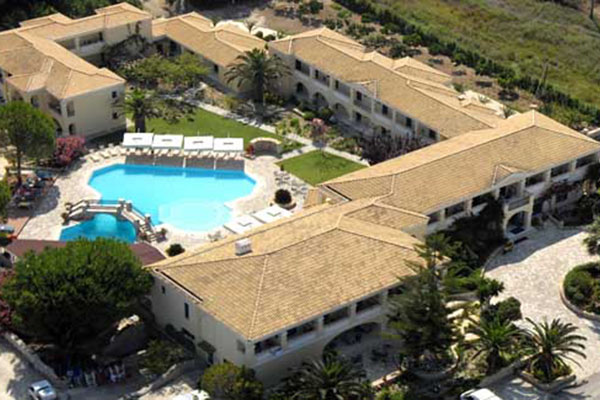 Hotel Karavostasi Beach