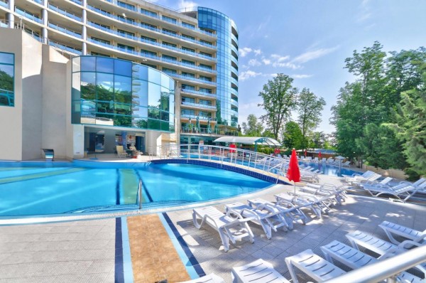 Marina Grand Beach Hotel