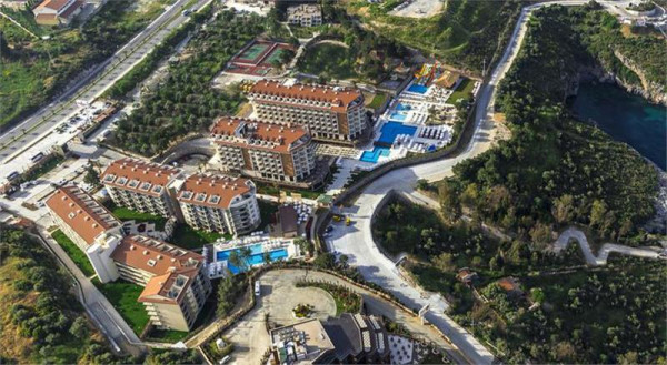 Ramada Resort By Wyndham Kusadasi &amp; Golf