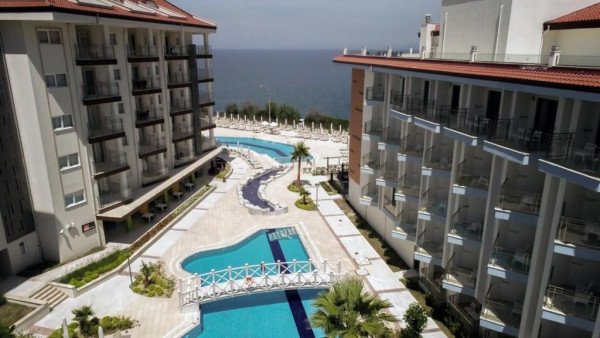 Ramada Hotel &amp; Suites by Wyndham