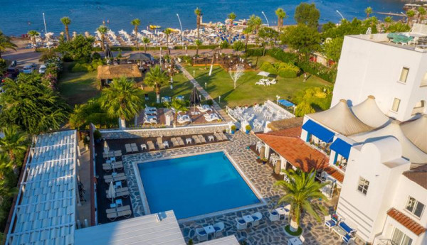 Hotel Casa Blanca Beach