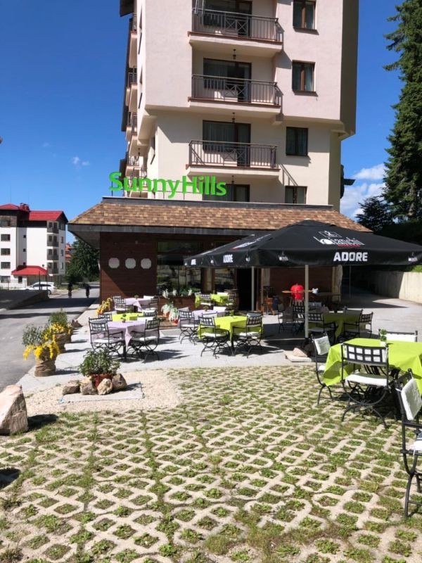Sunny Hills Hotel