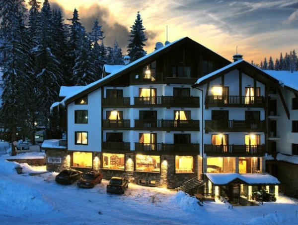 Hotel Iva &amp; Elena