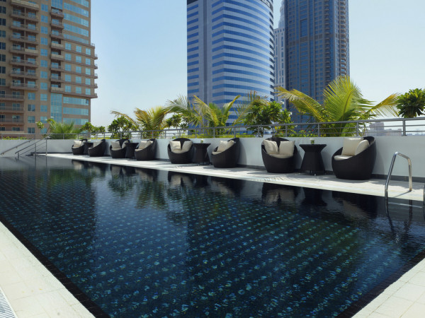 Movenpick hotel Jumeirah Lakes towers