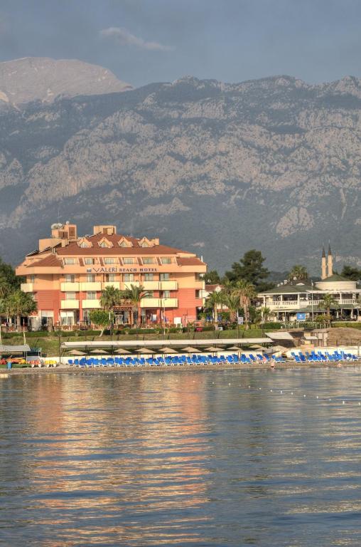 Hotel Valeri Beach